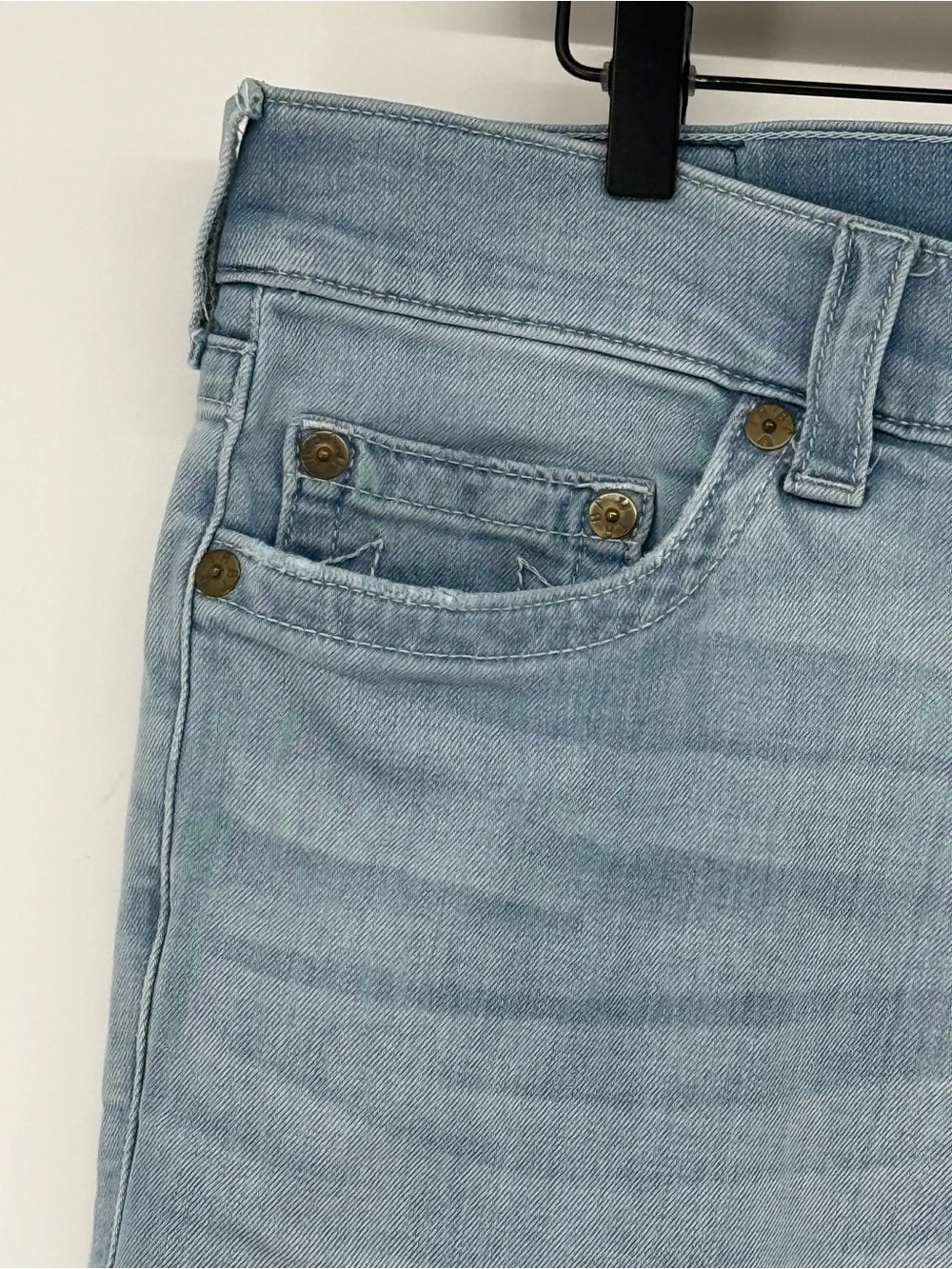 True Religion Geno Men’s Jeans Size 32 Light Wash Slim Straight Leg Denim